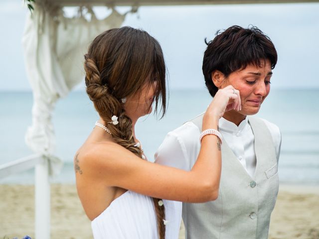 Il matrimonio di Alessia e Roberta a Siracusa, Siracusa 15