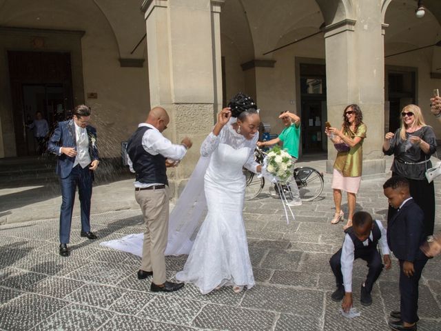 Il matrimonio di Jared e Petra a Prato, Prato 34