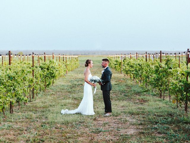 Il matrimonio di Simon e Elodie a Mesagne, Brindisi 39