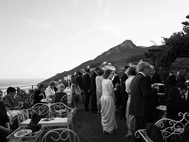 Il matrimonio di Luigi e Colomba a Vietri sul Mare, Salerno 14