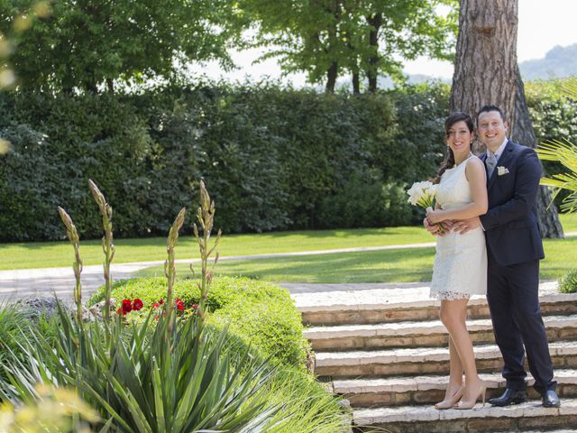 Il matrimonio di Roberto e Loredana a San Lazzaro di Savena, Bologna 13