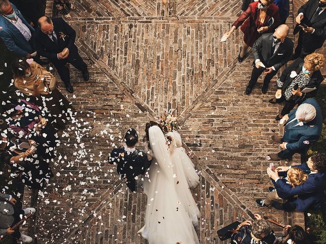 Il matrimonio di Fabio e Giulia a Tolentino, Macerata 19