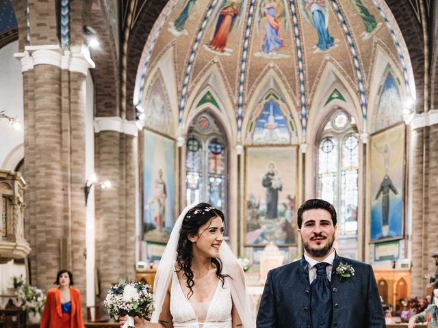 Il matrimonio di Matteo e Gloria a Città Sant&apos;Angelo, Pescara 100