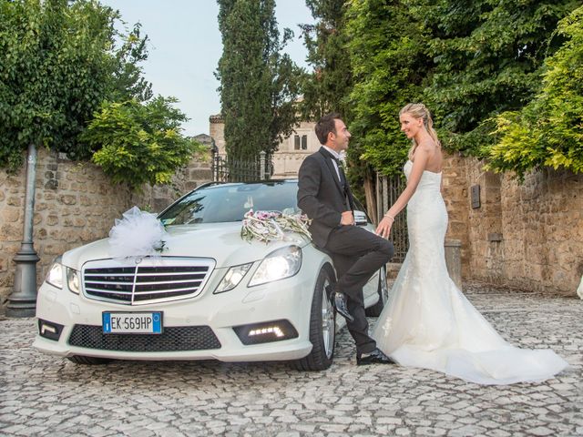 Il matrimonio di Fabio e Laura a Castiglione a Casauria, Pescara 76