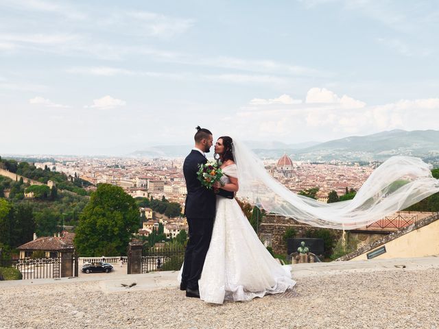 Il matrimonio di Elia e Ilaria a Greve in Chianti, Firenze 64