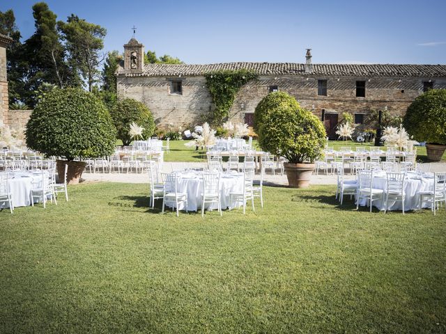 Il matrimonio di Chiara e Roberto a Porto Sant&apos;Elpidio, Fermo 5