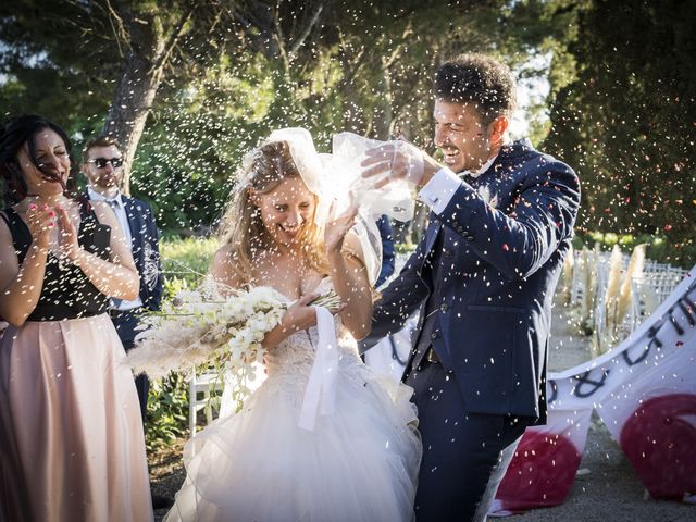 Il matrimonio di Chiara e Roberto a Porto Sant&apos;Elpidio, Fermo 11