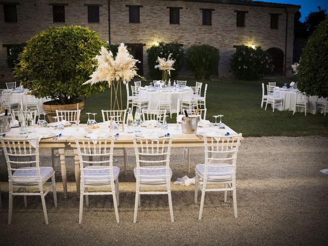 Il matrimonio di Chiara e Roberto a Porto Sant&apos;Elpidio, Fermo 16