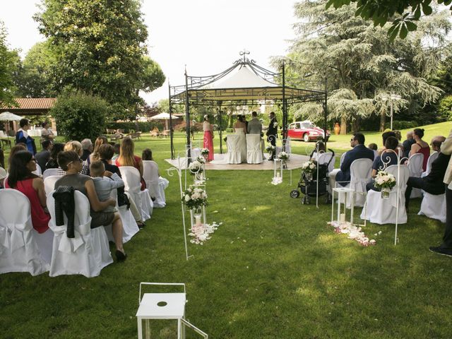 Il matrimonio di Michele e Elena a Osio Sotto, Bergamo 14