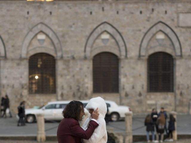 Il matrimonio di Michela  e Simone a Siena, Siena 41