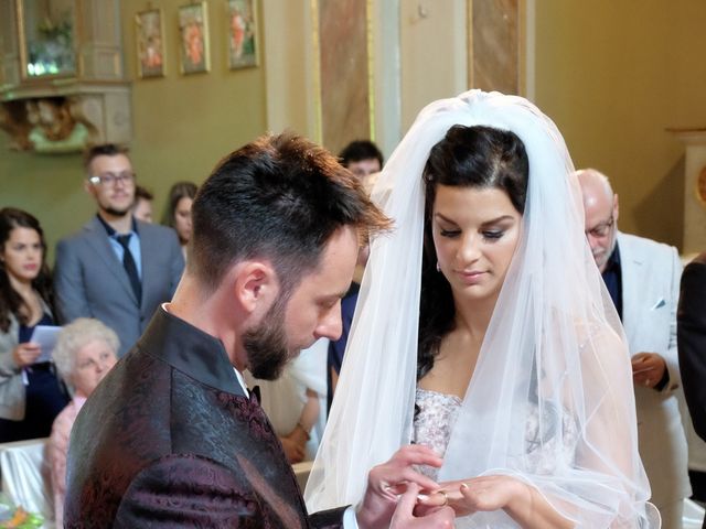 Il matrimonio di Diego e Elena a Borgo di Terzo, Bergamo 17