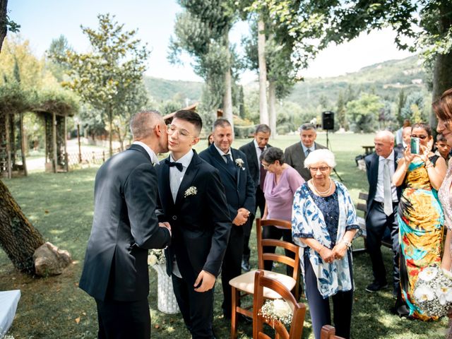 Il matrimonio di Salvatore e Rosaria a Santa Maria del Molise, Isernia 49