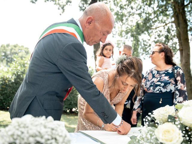 Il matrimonio di Salvatore e Rosaria a Santa Maria del Molise, Isernia 62