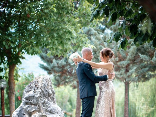 Il matrimonio di Salvatore e Rosaria a Santa Maria del Molise, Isernia 79