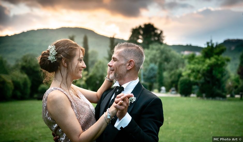 Il matrimonio di Salvatore e Rosaria a Santa Maria del Molise, Isernia