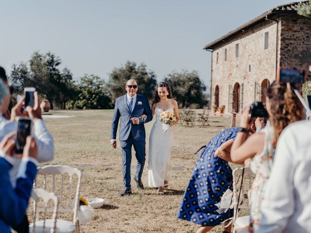 Il matrimonio di Marco e Catalina a Prato, Prato 29