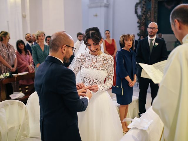 Il matrimonio di Roberta e Giuseppemario a Potenza, Potenza 37