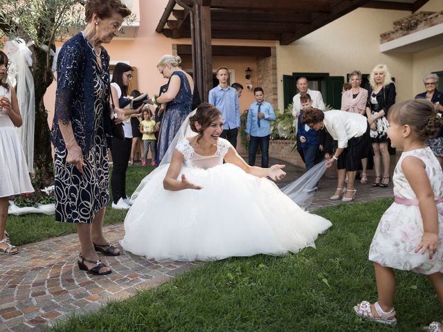 Il matrimonio di Marco e Elena a Romano d&apos;Ezzelino, Vicenza 16