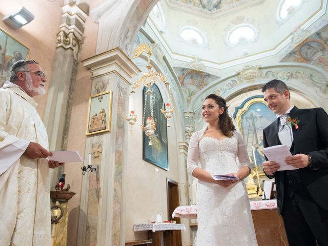 Il matrimonio di Vincenzo e Veronica a Mozzate, Como 15