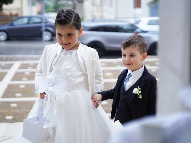 Il matrimonio di Marco e Zaira a Pescina, L&apos;Aquila 24