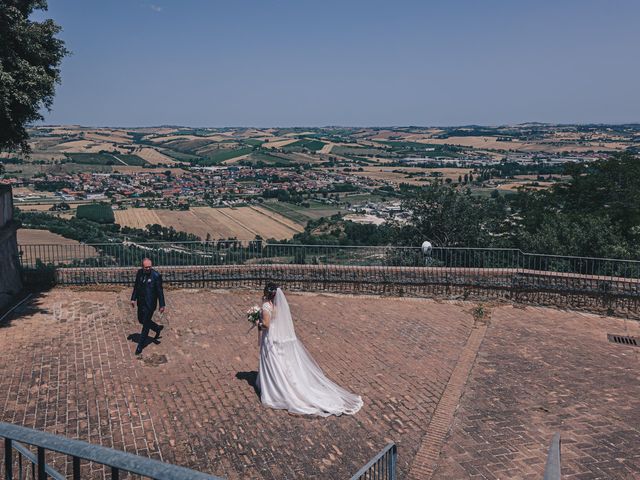 Il matrimonio di Alessia e Federico a Serra de&apos; Conti, Ancona 22