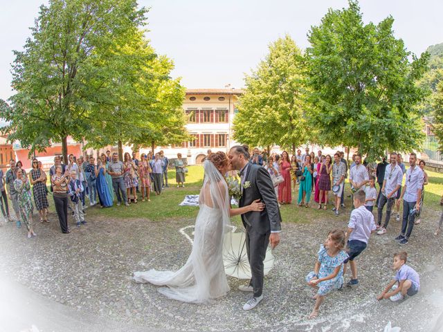 Il matrimonio di Giovanni e Serena a Bienno, Brescia 25