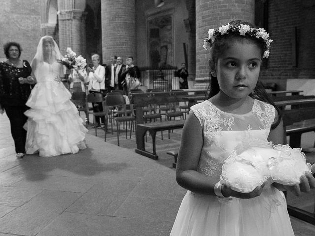 Il matrimonio di Simone e Laura a Morimondo, Milano 11