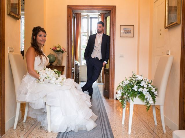 Il matrimonio di Simone e Laura a Morimondo, Milano 31