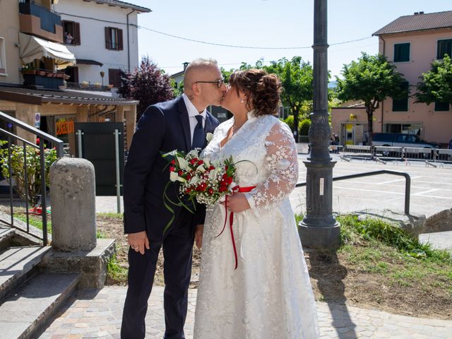 Il matrimonio di Luca e Daniela a Vergato, Bologna 2