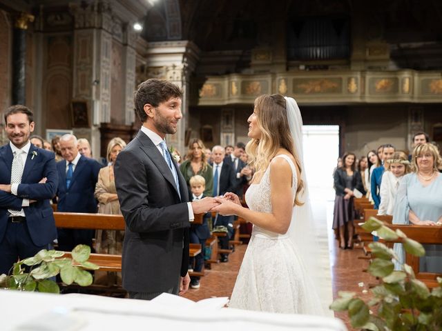 Il matrimonio di Davide e Iolanda a Chignolo Po, Pavia 29