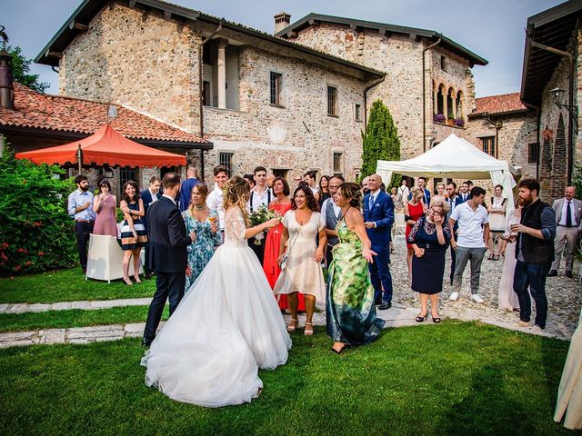Il matrimonio di Stefano e Jennifer a Montevecchia, Lecco 28