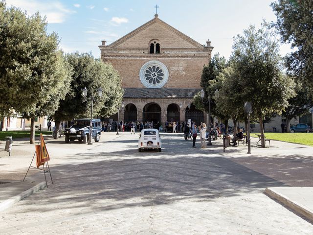 Il matrimonio di Marco e Ester a Chiaravalle, Ancona 17