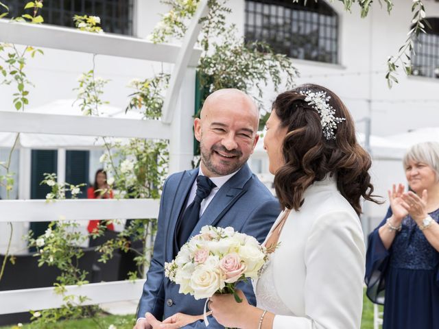 Il matrimonio di Enrico e Silvia a Vanzago, Milano 7