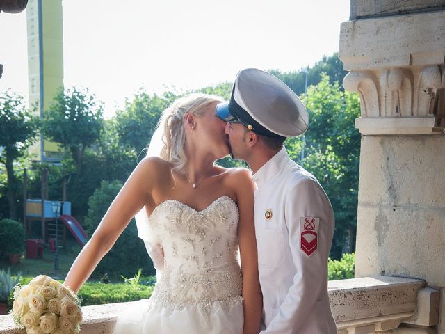 Il matrimonio di Alessio e Jessica a Viareggio, Lucca 15