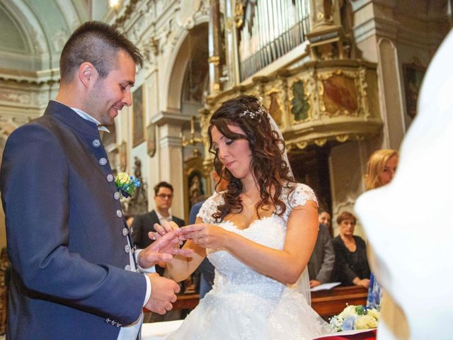 Il matrimonio di Marco e Miriam a Vezza d&apos;Oglio, Brescia 18