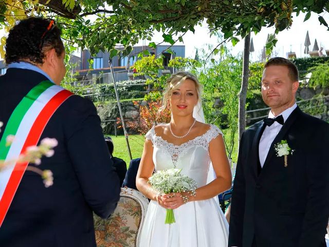 Il matrimonio di Riccardo e Anna a Peschiera del Garda, Verona 1