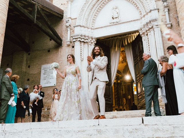 Il matrimonio di Laura e Mauro a Città Sant&apos;Angelo, Pescara 94