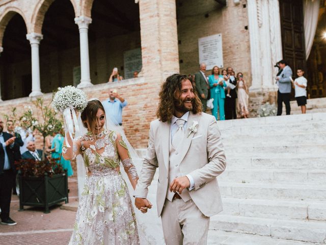 Il matrimonio di Laura e Mauro a Città Sant&apos;Angelo, Pescara 95