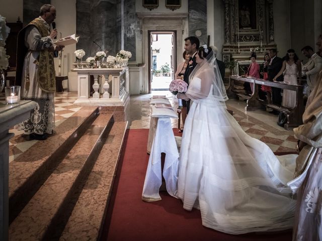 Il matrimonio di Tiziano e Claudia a Lazise, Verona 12