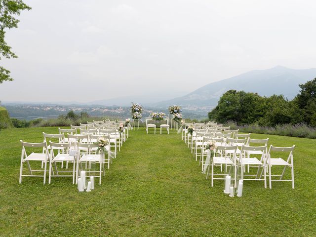 Il matrimonio di Valentina e Michele a Oggiono, Lecco 26