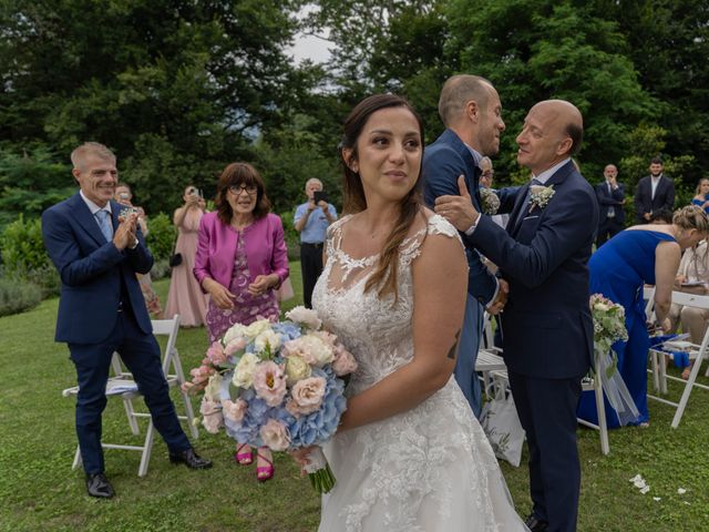 Il matrimonio di Valentina e Michele a Oggiono, Lecco 35