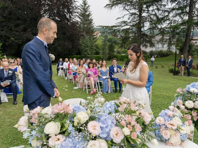 Il matrimonio di Valentina e Michele a Oggiono, Lecco 38