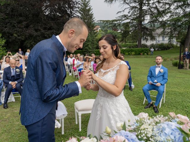 Il matrimonio di Valentina e Michele a Oggiono, Lecco 39