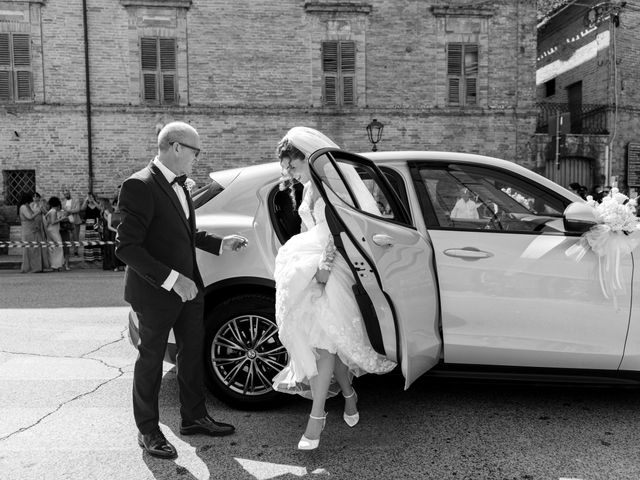 Il matrimonio di Davide e Alessia a Castignano, Ascoli Piceno 34