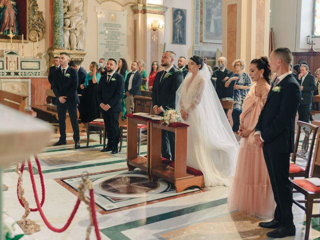 Il matrimonio di Rocco Fabrizio e Miriana a Viggiano, Potenza 26