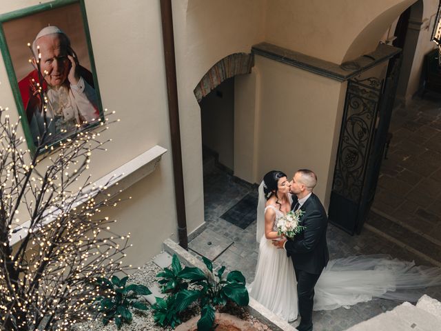 Il matrimonio di Rocco Fabrizio e Miriana a Viggiano, Potenza 28