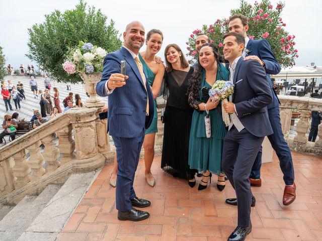 Il matrimonio di Dario e Monalise a Taormina, Messina 30