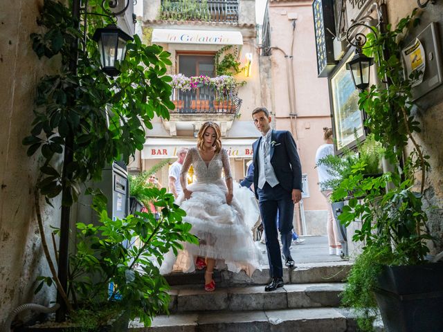 Il matrimonio di Dario e Monalise a Taormina, Messina 54