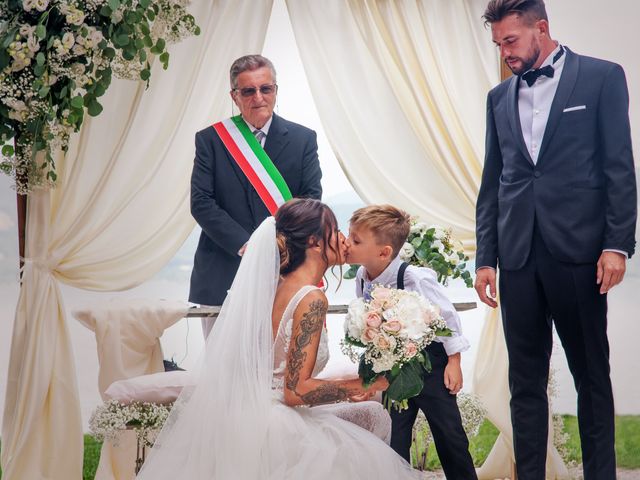 Il matrimonio di Matteo e Clizia a Torre del Lago, Lucca 29