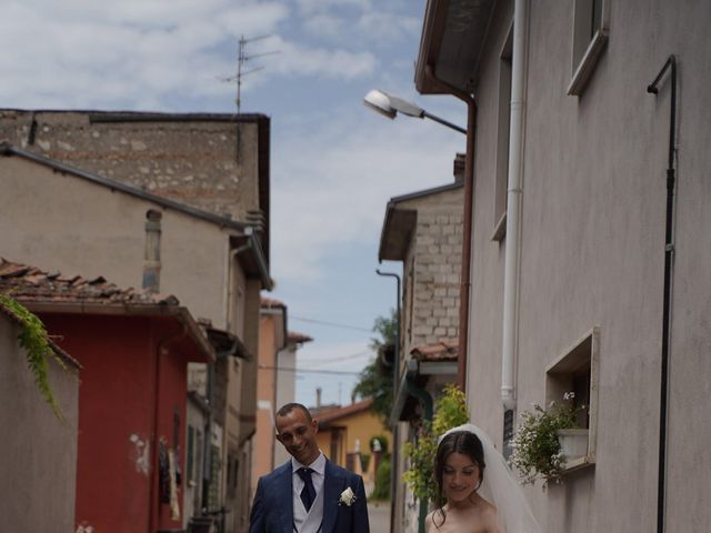 Il matrimonio di Lia e Eugenio a Ortucchio, L&apos;Aquila 27